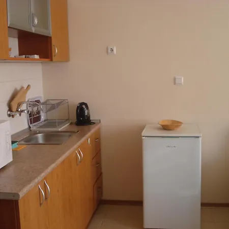Apartment Rouge *